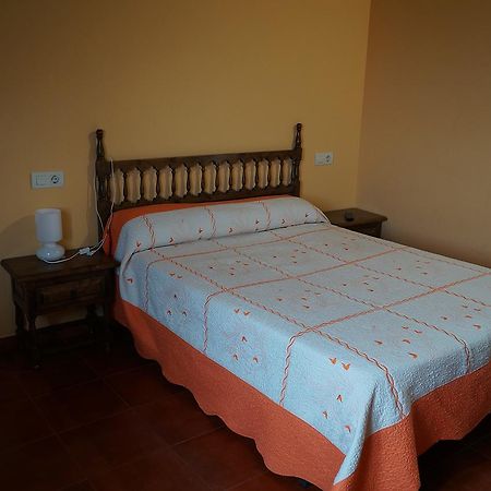 Hostal Camino Real Calzadilla de la Cueza ภายนอก รูปภาพ