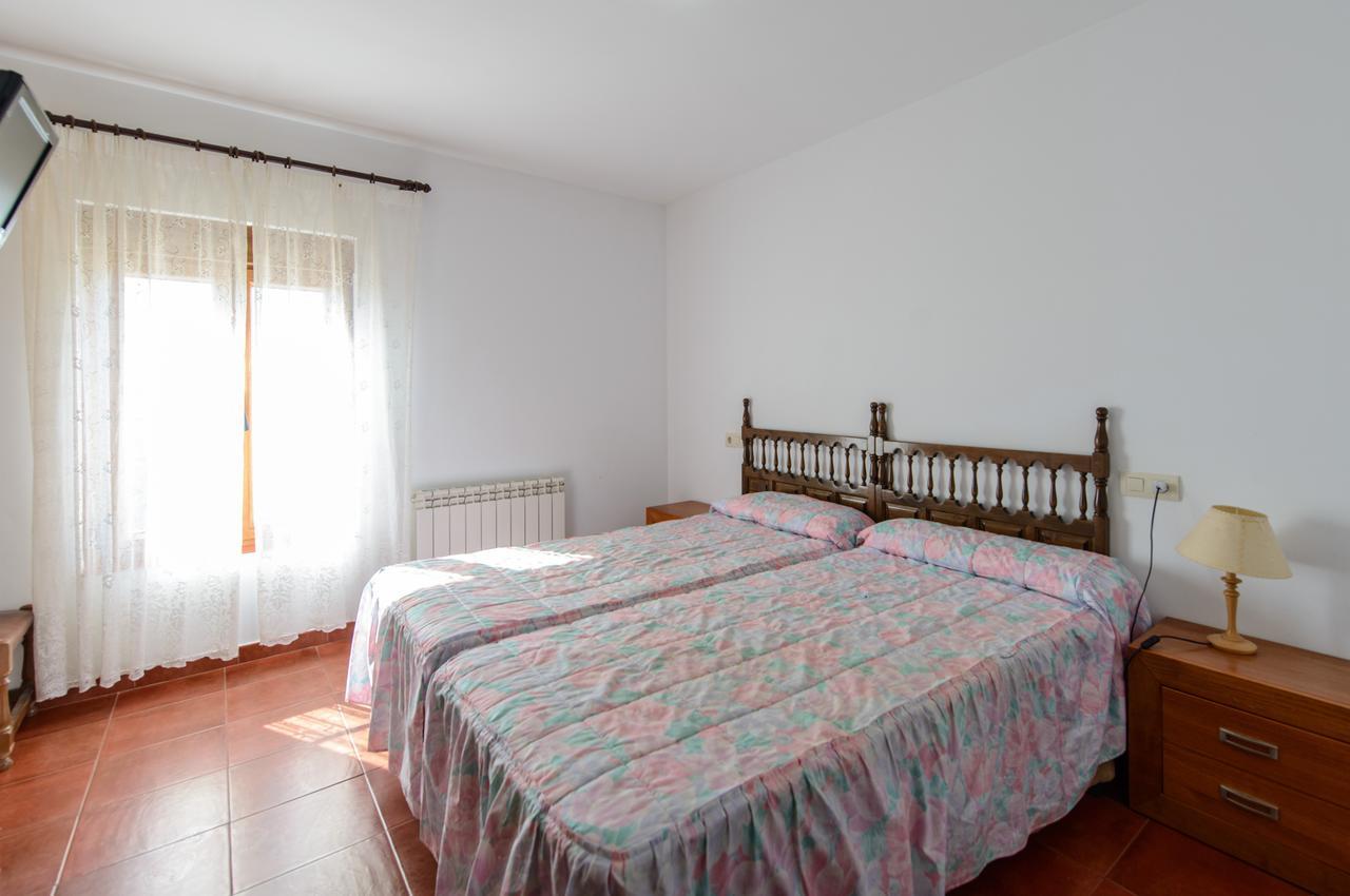 Hostal Camino Real Calzadilla de la Cueza ภายนอก รูปภาพ