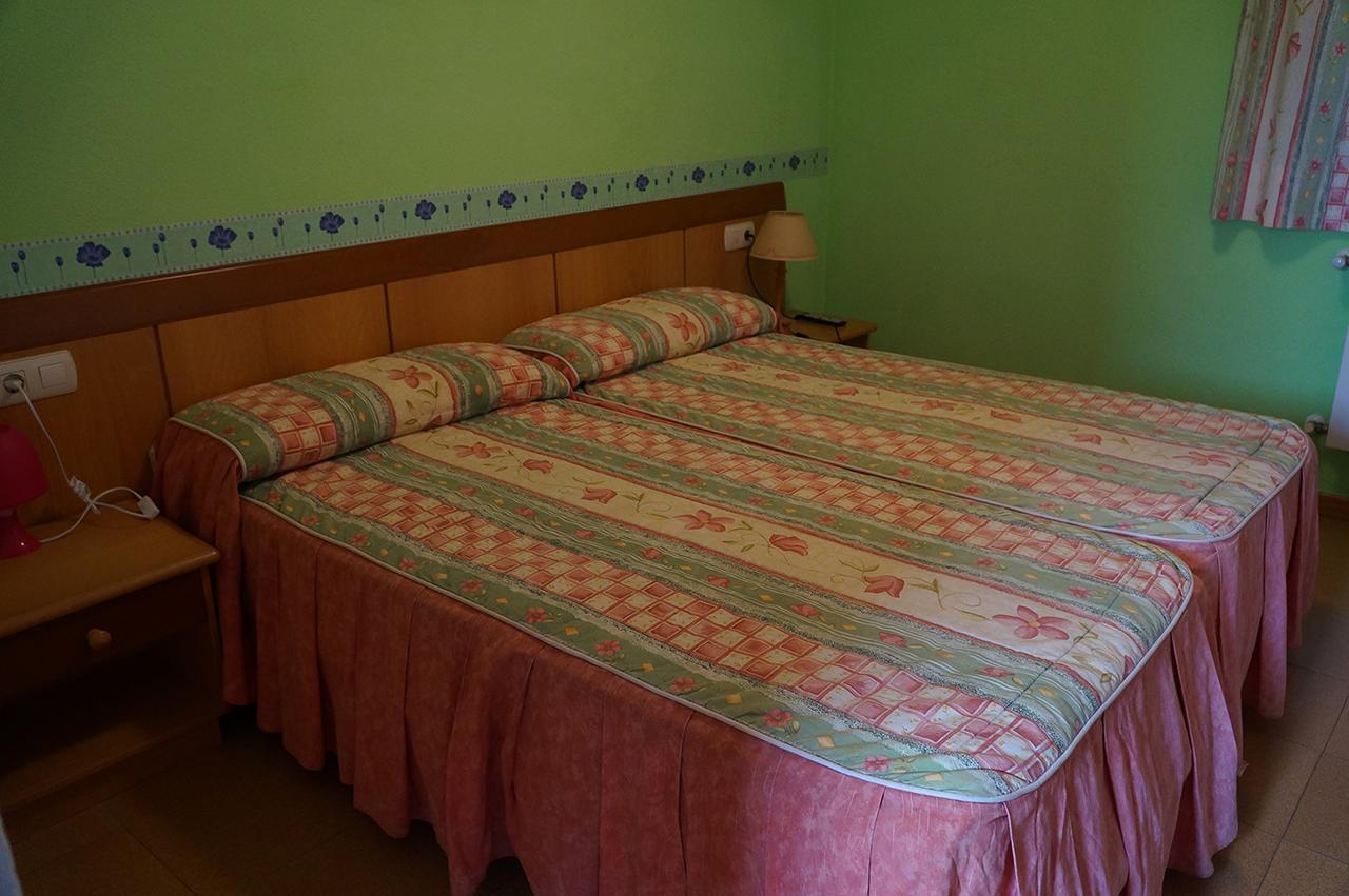Hostal Camino Real Calzadilla de la Cueza ภายนอก รูปภาพ